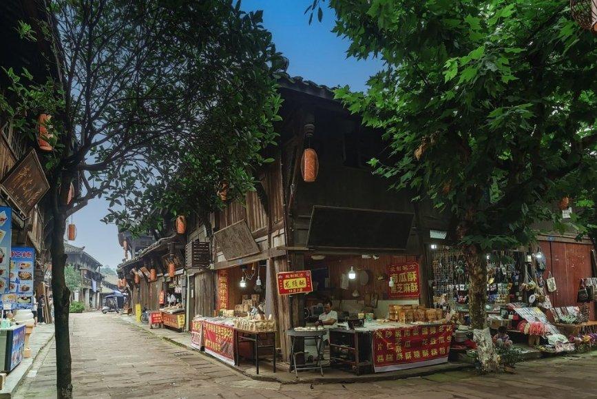 如今的我背负太多漫漫的夜学会沉默有的事情也_得去说什_歌名-解决问题的好帮手
